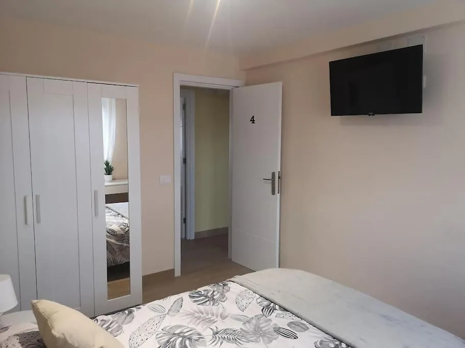 Piso Completo Grande 6 Habitaciones, 13 Plazas La Laguna 0*,