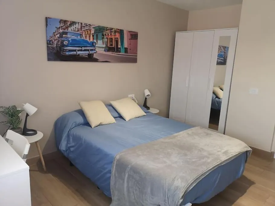 Piso Completo Grande 6 Habitaciones, 13 Plazas location